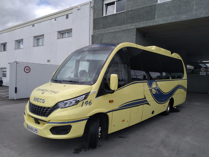 Autocares Vivas vuelve a confiar en Unvi y en Iveco