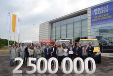 Renault entrega las llaves del comercial ligero 2.500.000