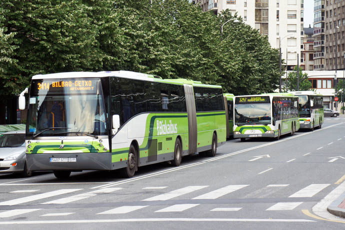 Bizkaia autoriza la inserción de publicidad en Bizkaibus