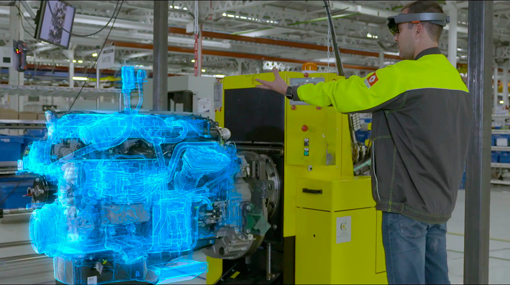 Renault Trucks prueba la Realidad Mixta para el control de calidad de los motores