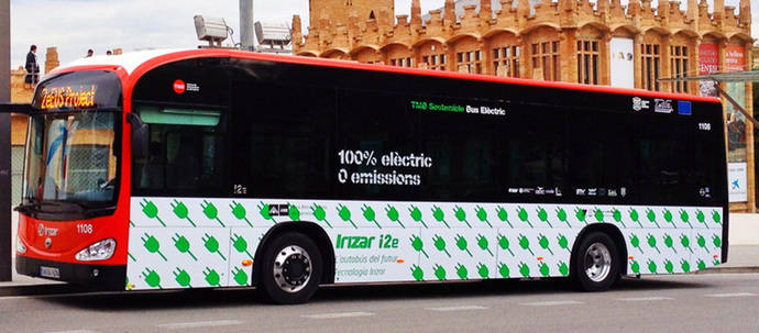 Un autobús eléctrico de TMB.