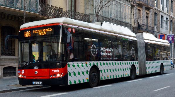 TMB registra el récord de pasajeros en un día laborable