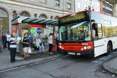 Barcelona reforzará en verano el servicio de bus de la nueva red