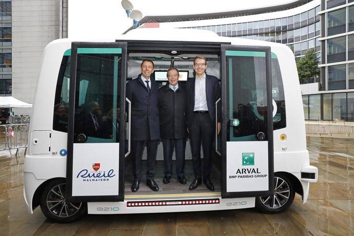 El autobús autónomo que utilizarán en Arval.