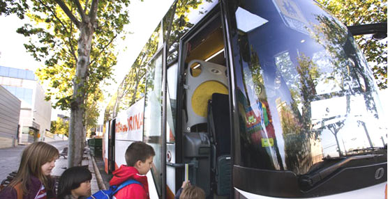 Solicitud de revisión de antecedentes penales a conductores de autobús