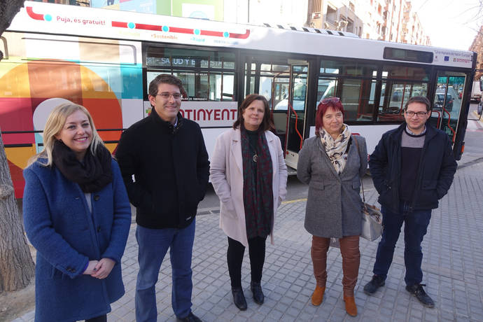 Ontinyent renueva la imagen de su autobús urbano