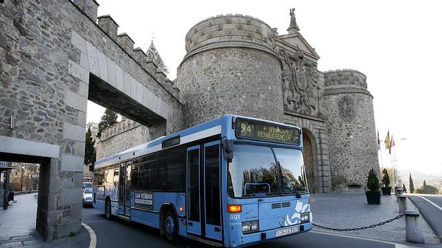 Mejoras en el servicio de autobuses de Toledo con ahorro del 30%