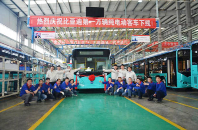 BYD fabrica su autobús 100% eléctrico número 10.000