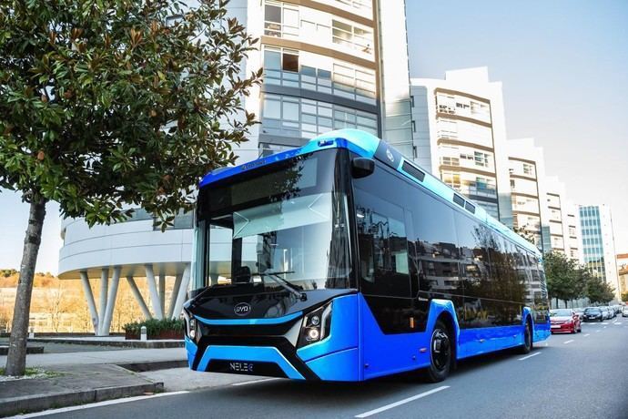Vigo prueba en sus calles el autobús 100% eléctrico de BYD y Castrosua