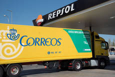 Uno de los camiones de Repsol AutoGas para Correos.