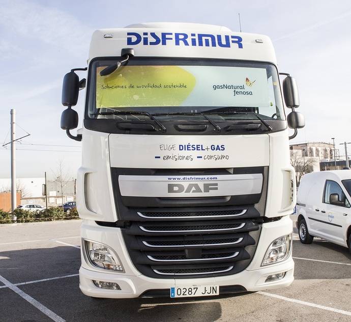 Disfrimur homologado en España para circular con un camión dual fuel EURO VI