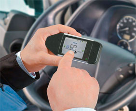 El 81% de los conductores canarios se distrae con el GPS