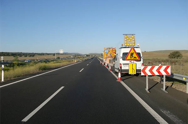 Una carretera andaluza con obras de reparación.