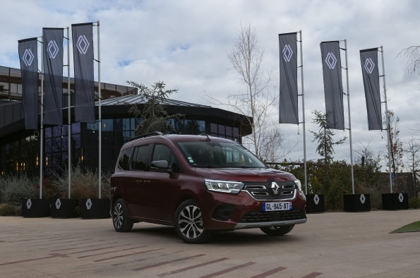 El nuevo Kangoo E-Tech 100% eléctrico ya tiene precio en España