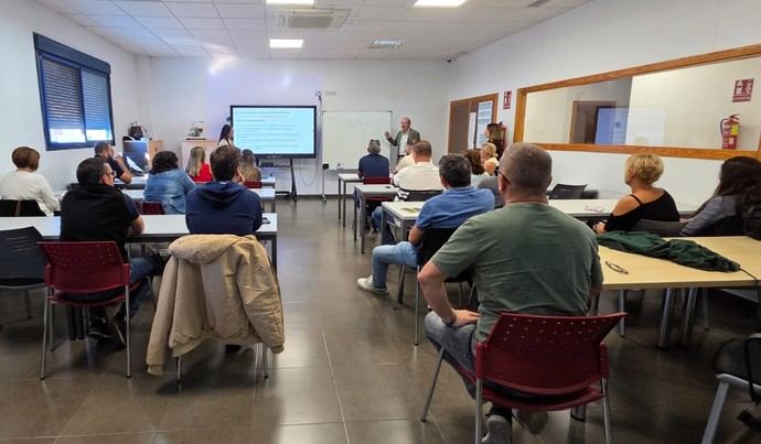 Autónomos del transporte aprenden a defenderse de los impagos