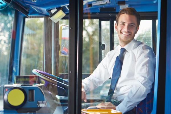 Un conductor de autobús.