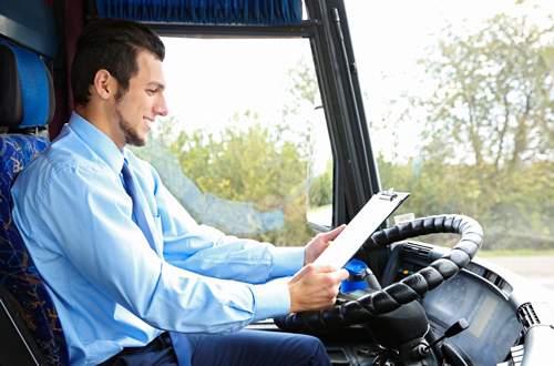 Un conductor de autobús.