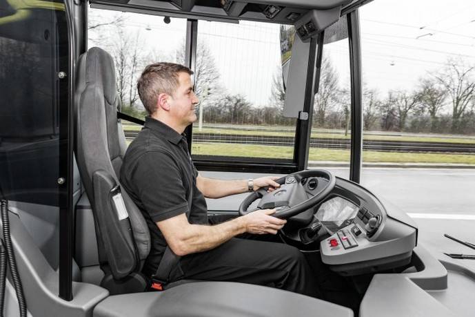 Seguridad en el transporte viajeros empienza en asiento del conductor
