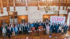 Foto de familia de Confebus en los cuartos cursos de verano.