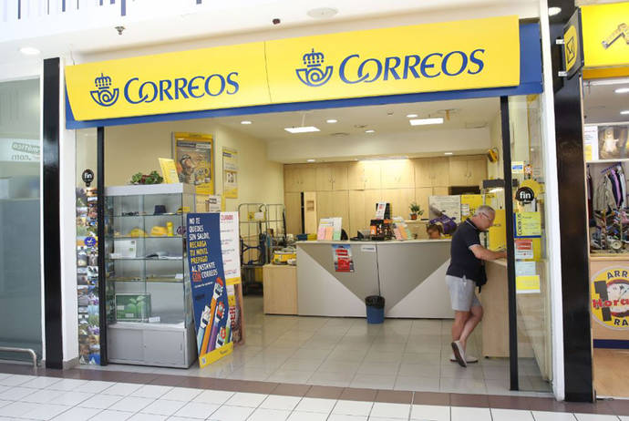 Una oficina de Correos.