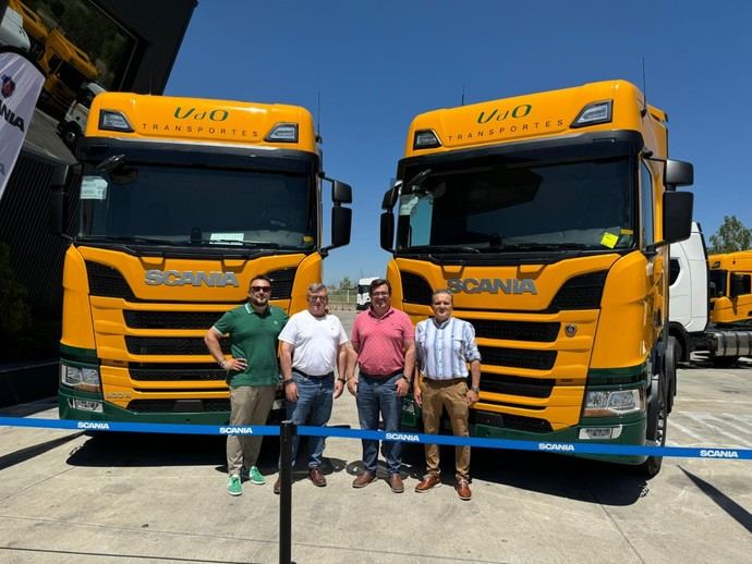 Transportes Valle del Oja amplía su flota con 16 tractoras Scania