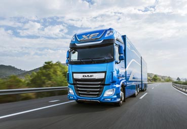 DAF presenta nuevos 'packs' de activos para los camiones CF y XF