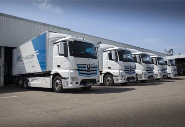 Daimler Trucks & Buses celebra la capacidad de sus vehículos eléctricos