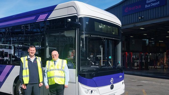 Los autobuses eléctricos mejoran la calidad del aire y reducen ruido