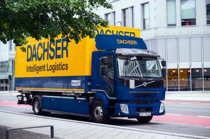 Dachser inicia entregas en Málaga con un camión eléctrico