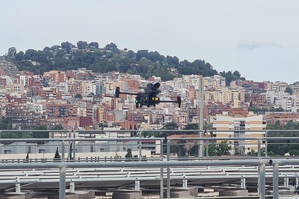 TMB inicia pruebas con drones de videovigilancia en sus instalaciones