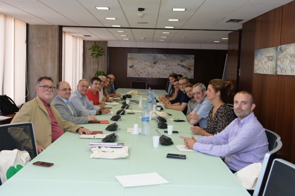 Rosa Alarcón recibe cargo de presidenta TMB de Consejos de Metro y Bus