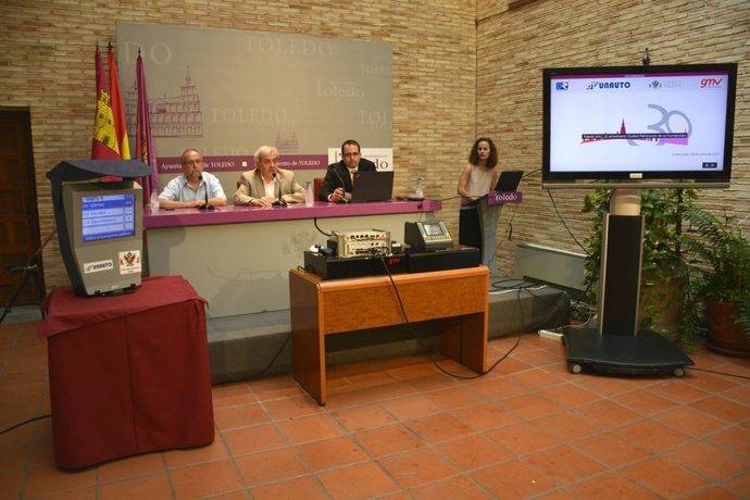 Rueda de prensa en la que ha comparecido el concejal de Movilidad, Juan José Pérez del Pino, acompañado del Director General del Grupo Ruiz, Alberto Egido y el Director del Proyecto GMV, Álvaro García, para la presentación del proyecto ‘Toledo Monsae’. 