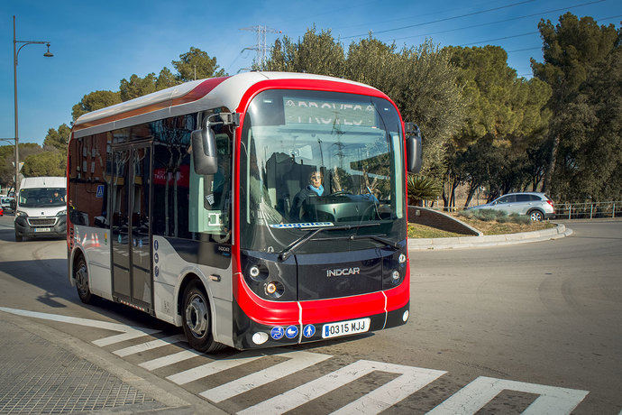 Pruebas exitosas del eléctrico e-B6 en Barcelona por Sagalés e Indcar