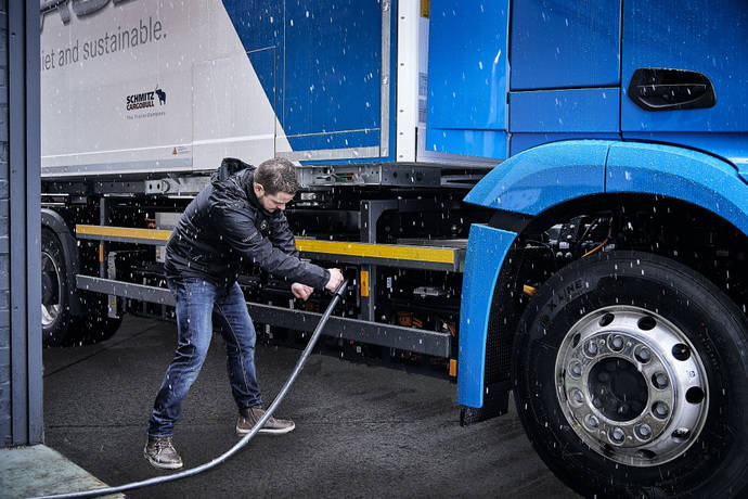 Camiones totalmente eléctricos Mercedes-Benz eActros, para la distribución de servicio pesado