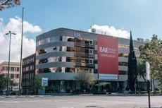 Confebus renueva su alianza con EAE Business School para apoyar la formación