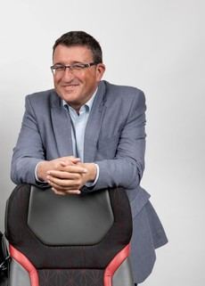 Alejandro Narro Bartolomé es el director comercial de Emar Kiel.