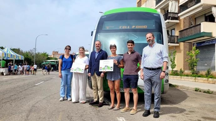 EMT Palma presenta a más de 200 alumnos los nuevos buses sostenibles