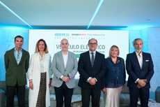 Faconauto y Aedive presentan decálogo de seguridad para vehículos eléctricos