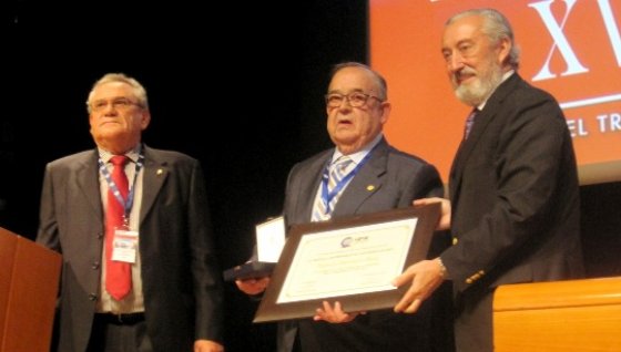 Marcos Montero, un histórico de la asociación, recibió la Medalla de Honor de la Cetm.