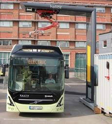 Junto con Heliox, Volvo Buses ha inaugurado una estación de carga para autobuses eléctricos basada en la interfaz común OppCharge