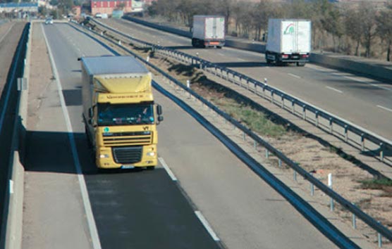 Fenadismer critica el lugar del transporte de mercancías en los nuevos ERTE