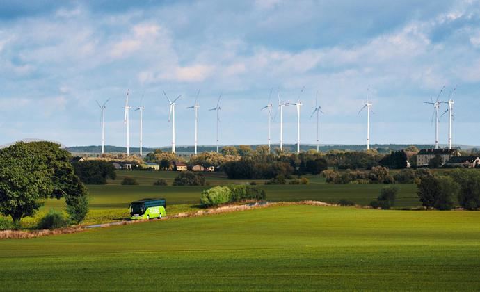 FlixBus lanza servicio de larga distancia con un autobús 100% eléctrico