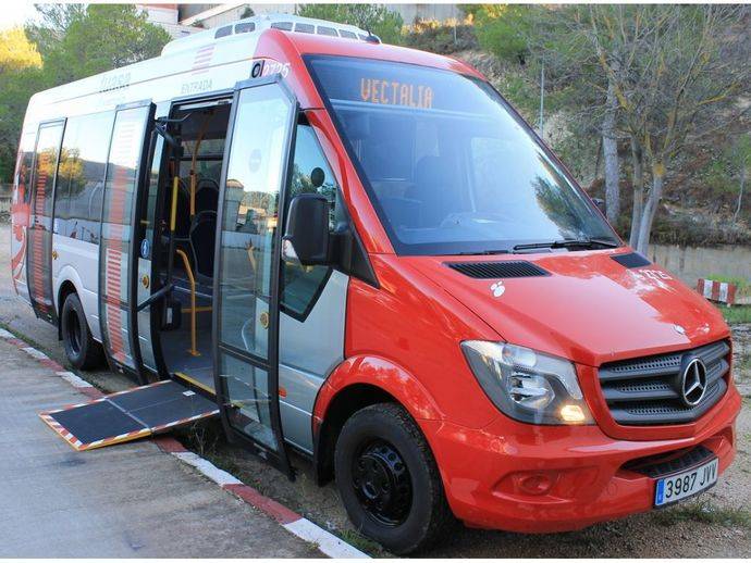 La línea 4 del autobús urbano de Alcoy llega a los nuevos Juzgados