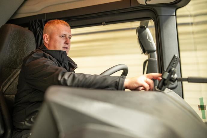 Girteka digitaliza gastos para camioneros con Payhawk