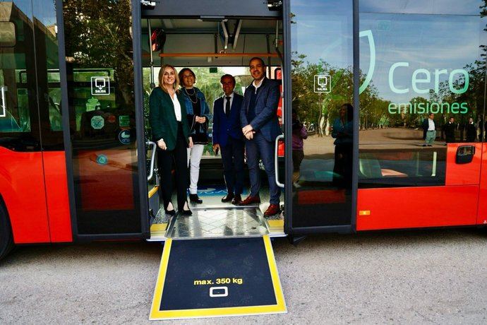 Granada apuesta por la movilidad, y adquiere nuevos autobuses eléctricos