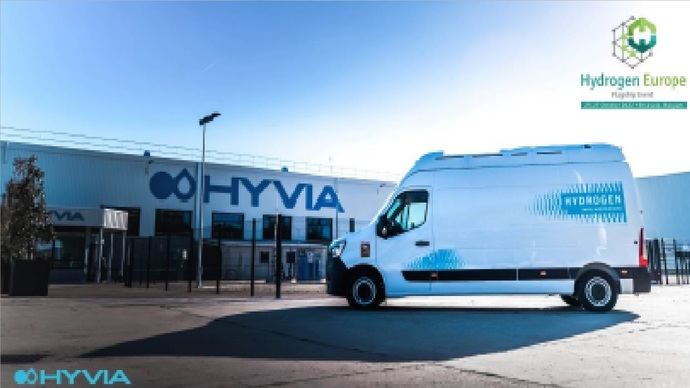 Hyvia presenta en Bruselas el Master Van H2-Tech, en la semana del hidrógeno