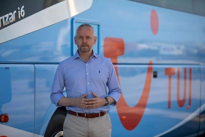Ian Livesey cierra una etapa de 34 años en TUI y se incorpora a Moventia Barcelona