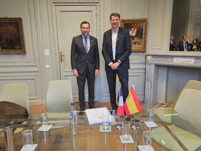 Óscar Puente se reúne con el ministro de Transportes de Francia
