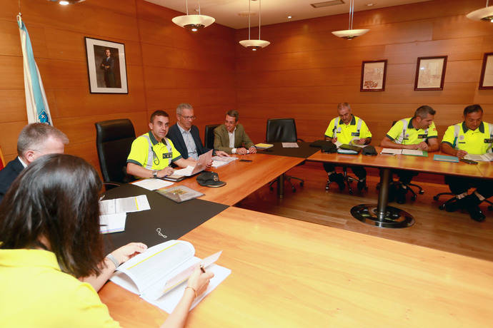 Xunta y Guardia Civil coordinan plan de inspección de transporte escolar