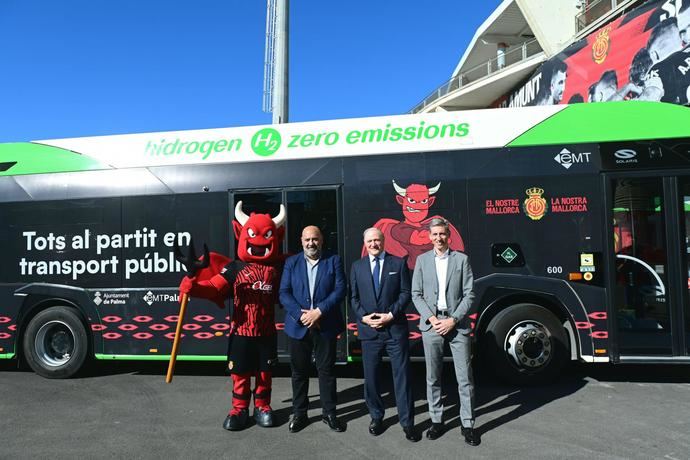 EMT Palma pone en funcionamiento cinco autobuses de hidrógeno